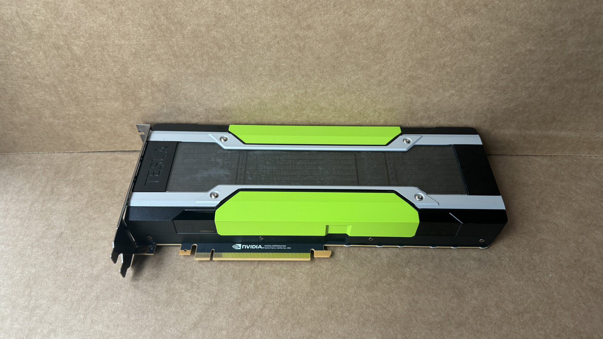 apply to NVIDIA Tesla P100 16G Professional Graphics Card